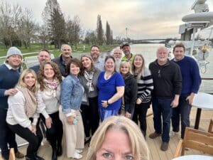 cruise-rhine-group-photo-aquavit-outside